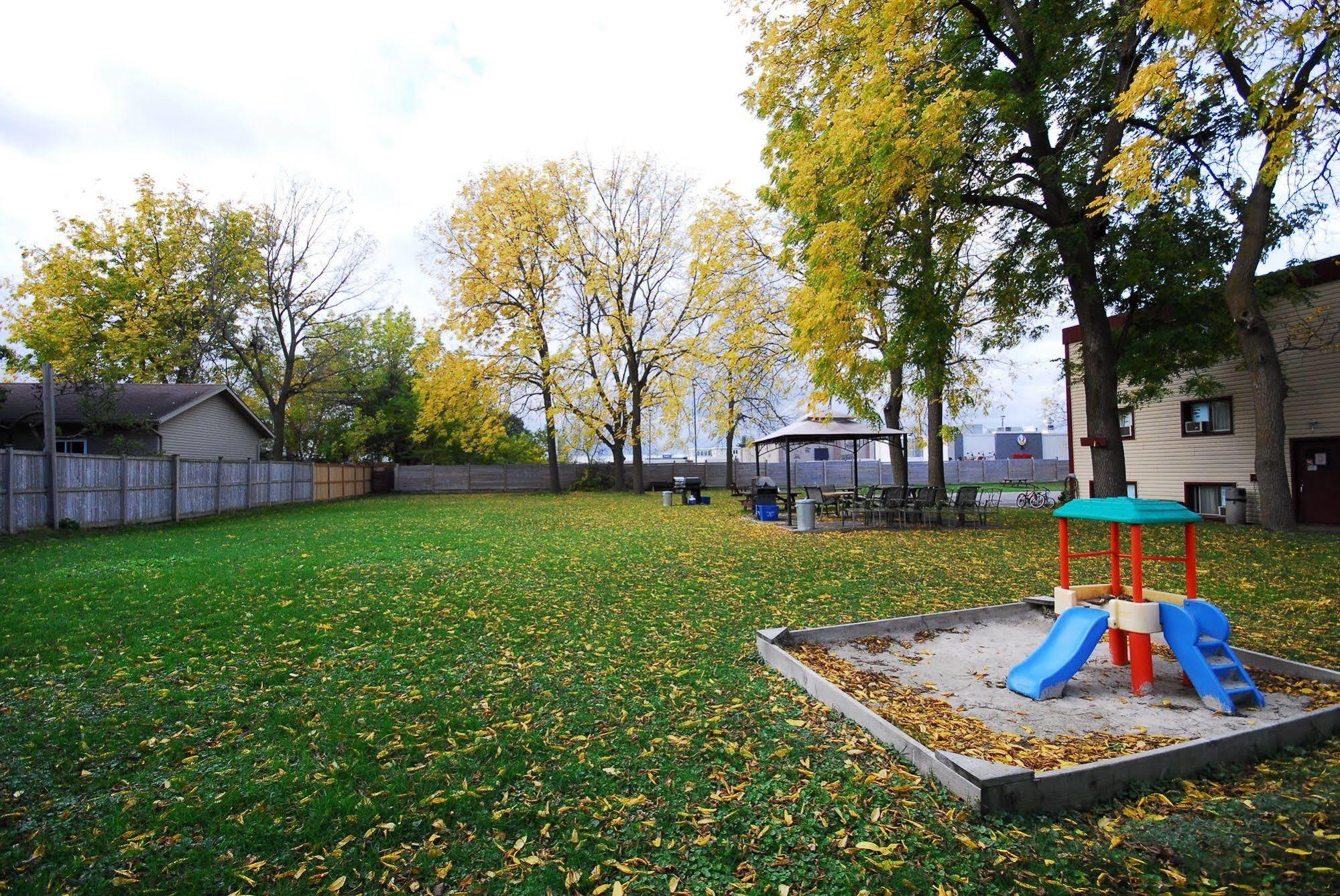 Sand Castle Suites Motel Port Elgin Zewnętrze zdjęcie